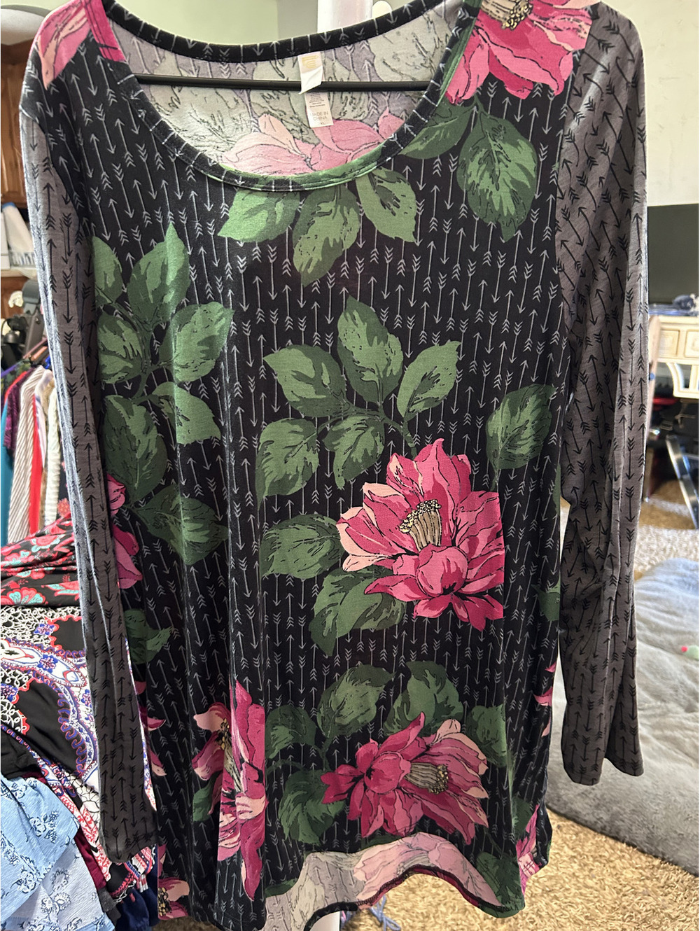 LuLaRoe Floral Pattern Long Sleeve Top 2XL